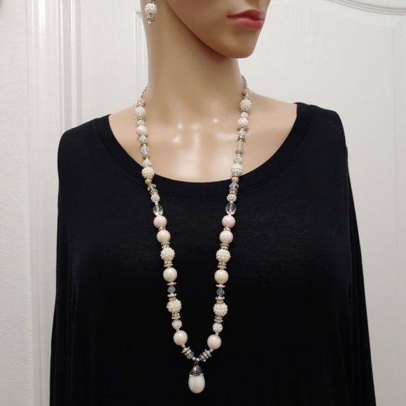 247NEB124. Handmade 3 Pc. Mother of Pearl Necklace Set - Picture 4 of 8